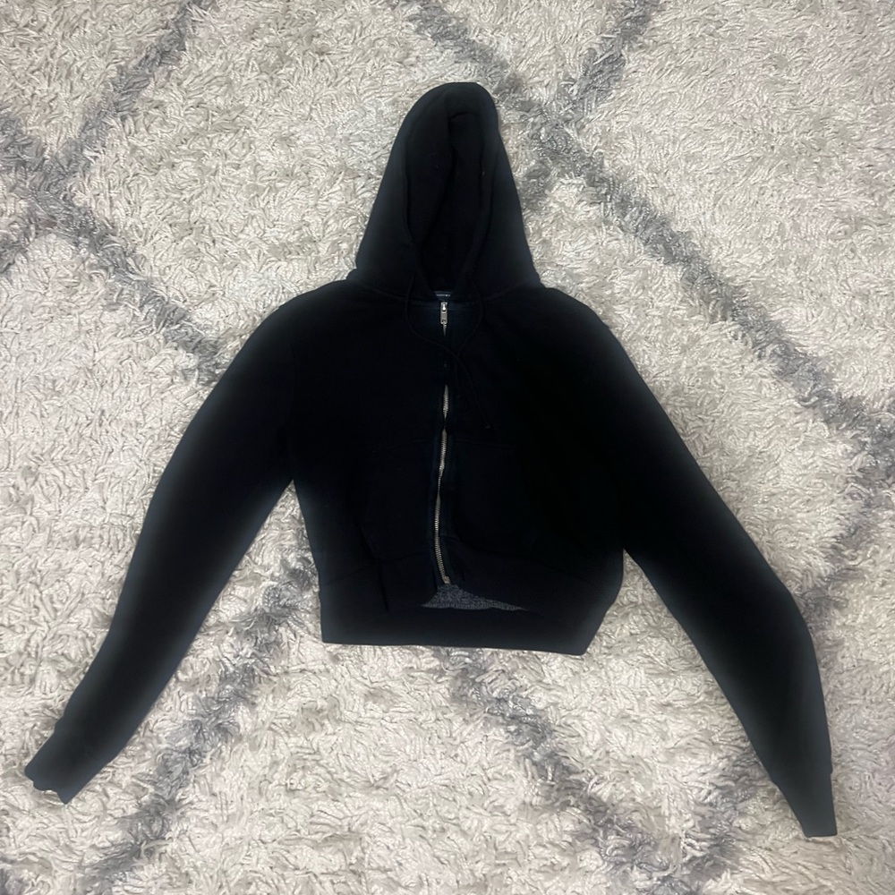 Brandy Melville cropped black hoodie
